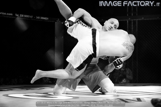 2011-05-07 Milano in the cage 2076 Mixed Martial Arts - 83 Kg - Morris Cilfoni ITA - Michael Kuiper NED